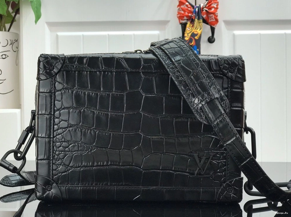 VUITTON TRUNK SOFT LOUIS 0514